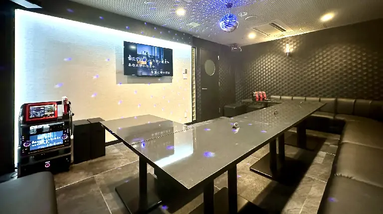 カラオケルーム